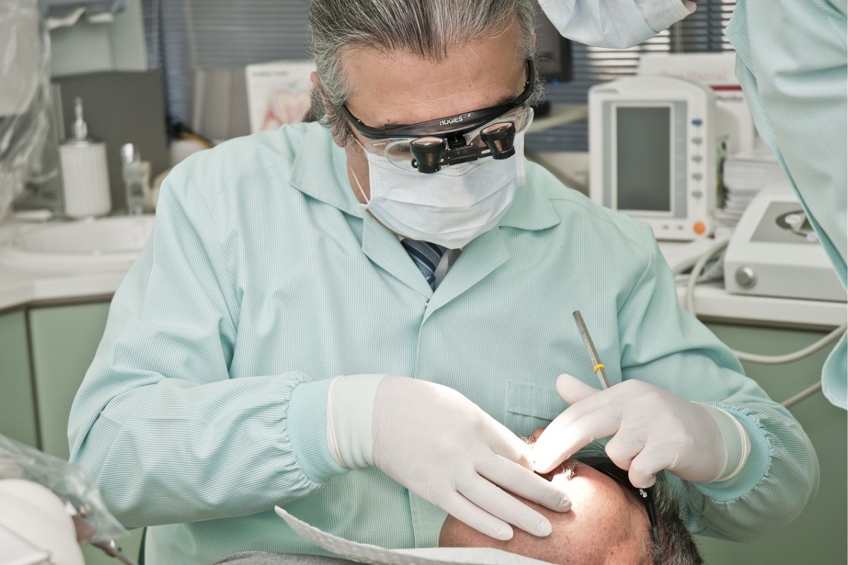 Featured image for “How Does an Emergency Dentist Differ from a General Dentist?”